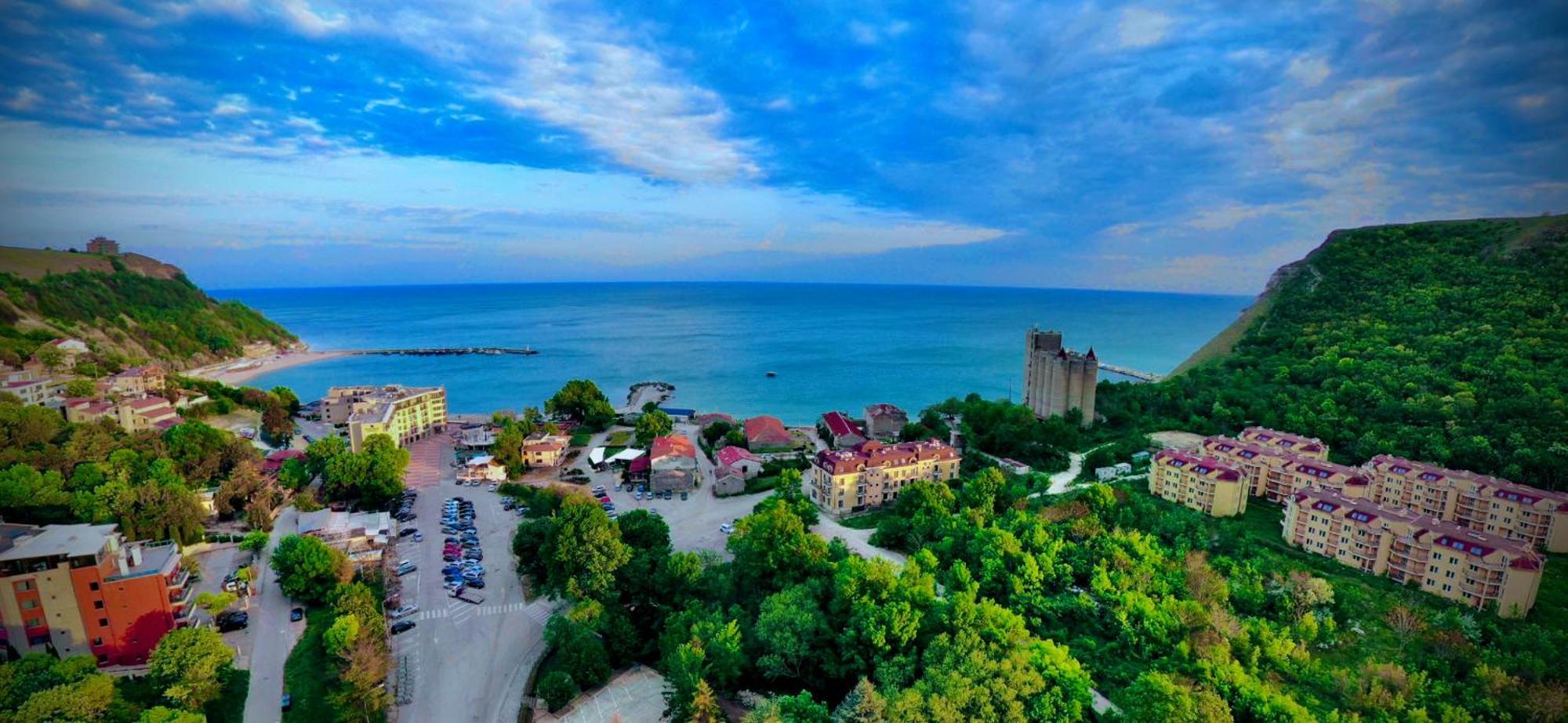 Apartment Perla - Атеа Complex Kavarna Exteriör bild