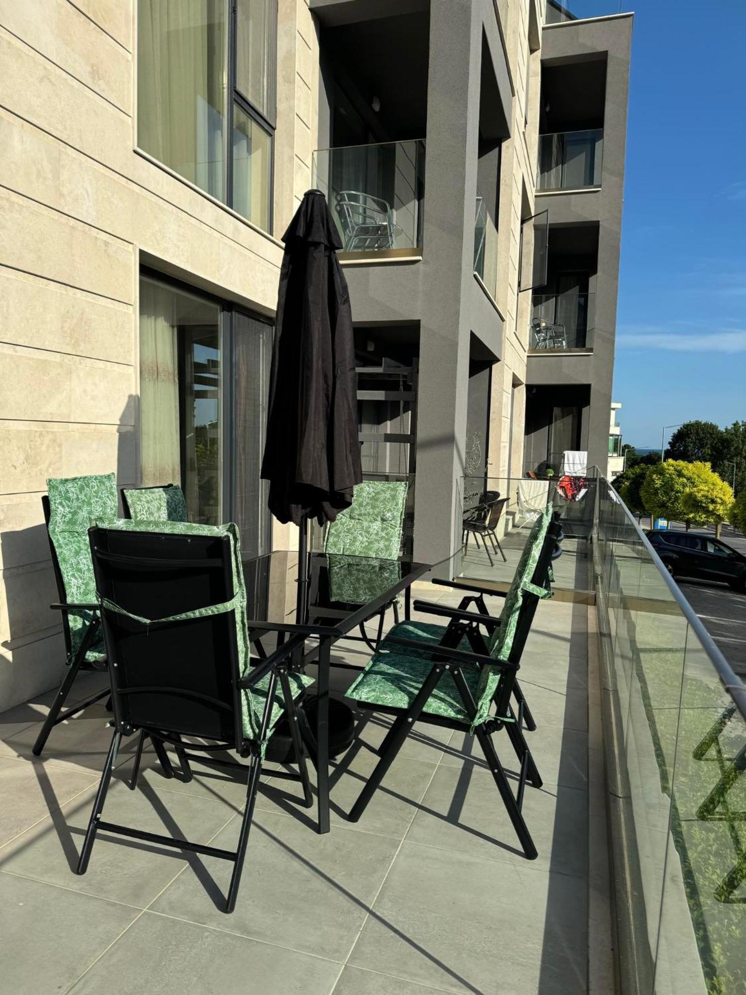 Apartment Perla - Атеа Complex Kavarna Exteriör bild